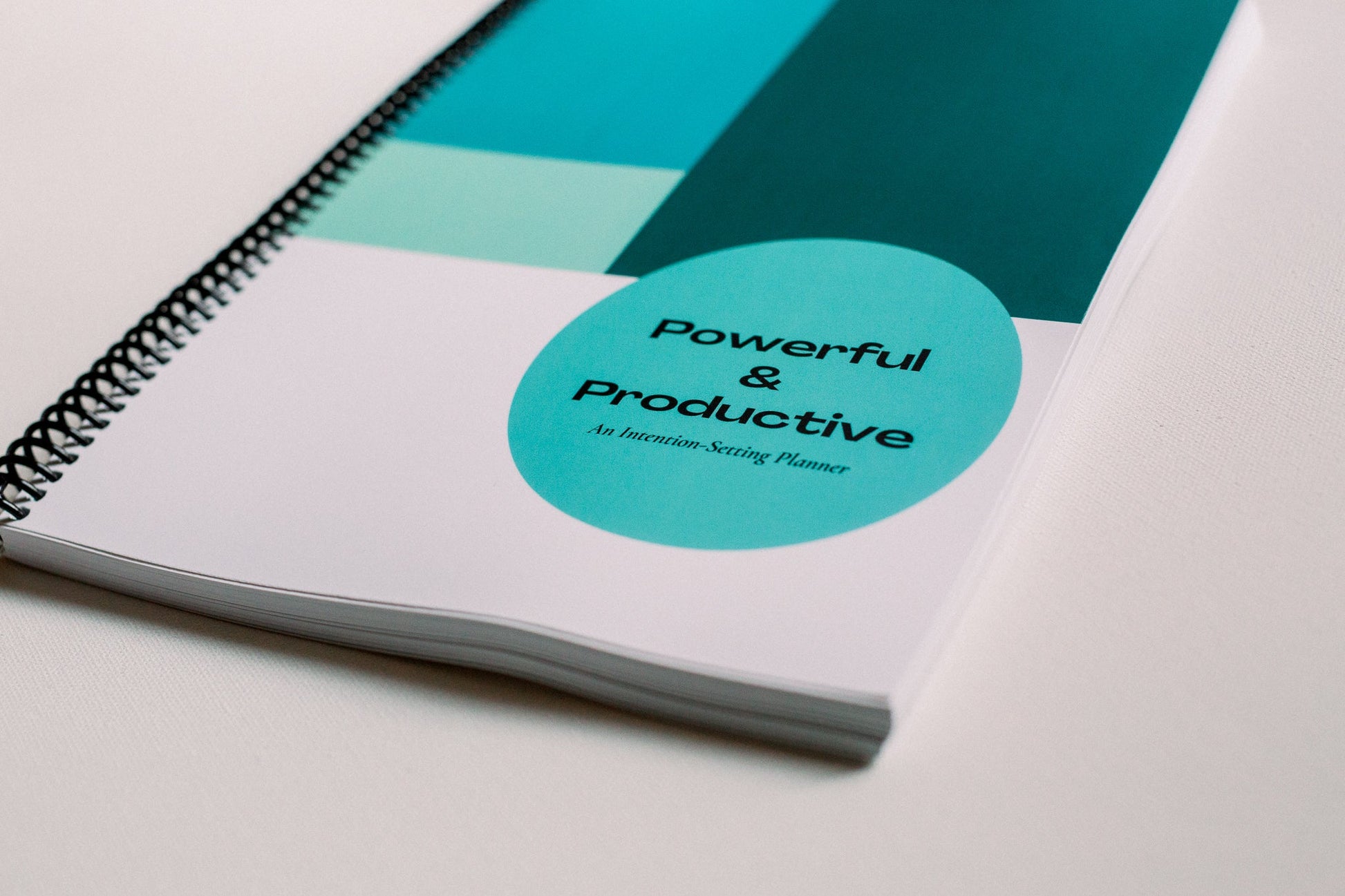 Powerful & Productive - An Intention-Setting Planner - Prep and Reflect